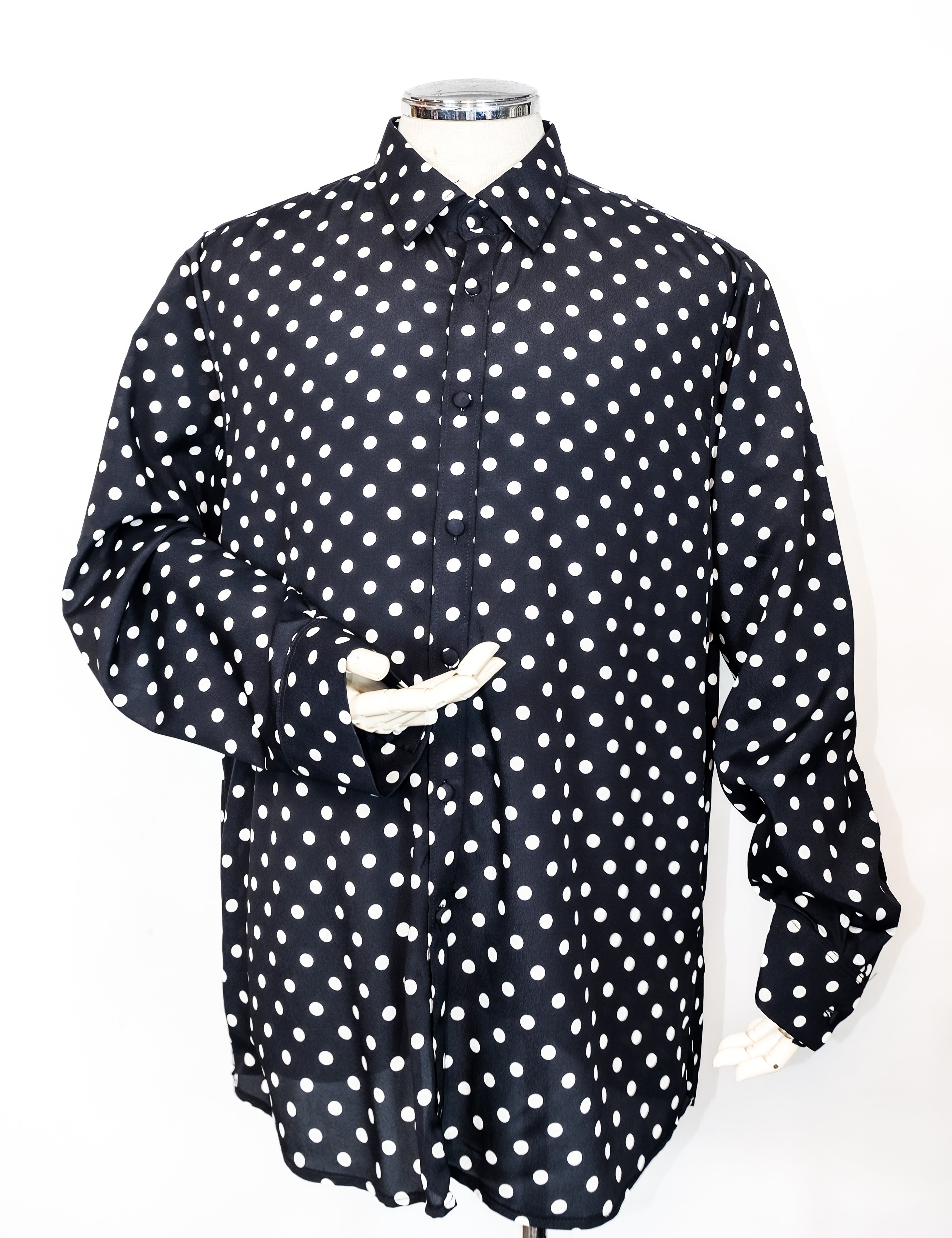 BlackPolka_1_15cf682c-cf4a-44d5-9587-e6f87d2f40aa.jpg