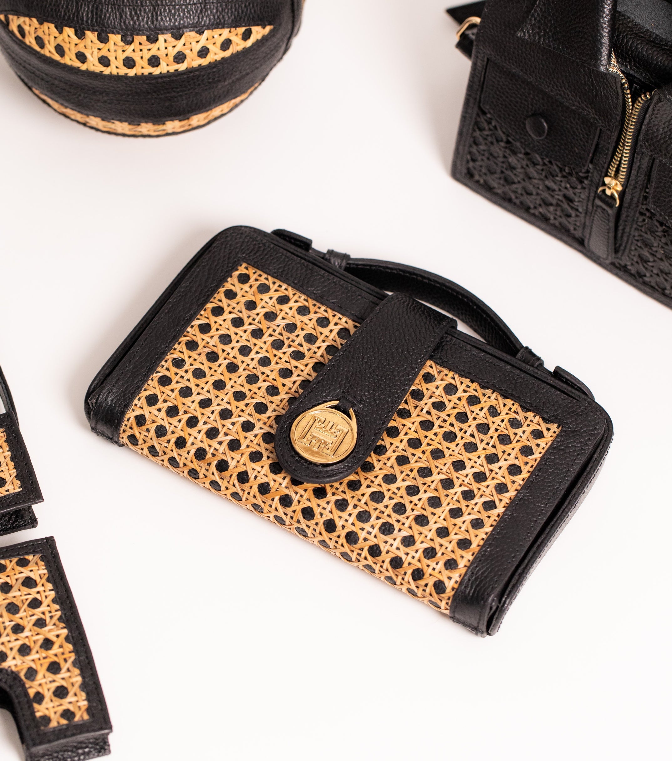 Solihiya Clutch Bag